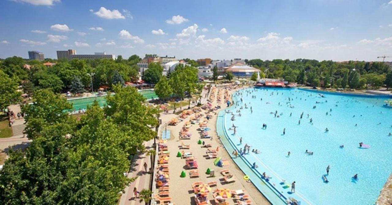 Repose Apartments Hajdúszoboszló المظهر الخارجي الصورة